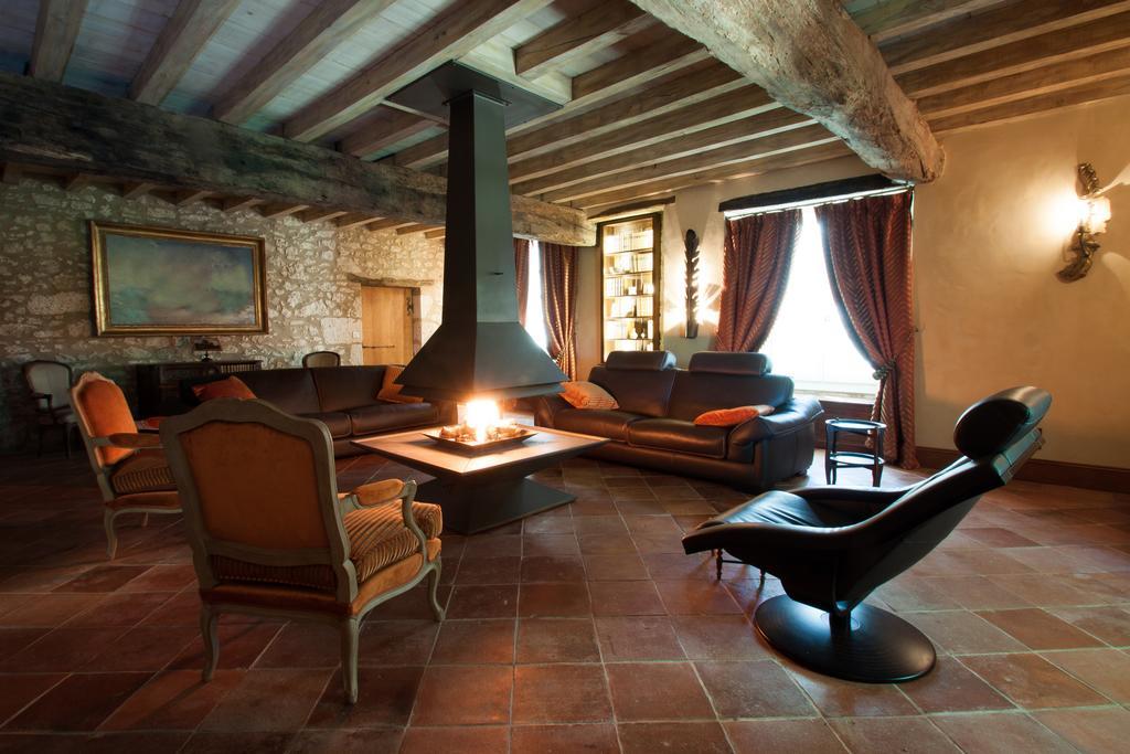 Chambres D'Hotes Domaine De Nazere Avezan Exterior foto
